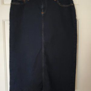 New G.H. Bass mid length jean skirt